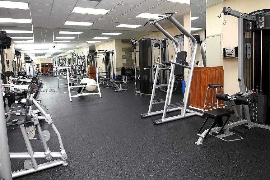 Small Image of 1450 BRICKELL BAY DR #605, Miami Number 12
