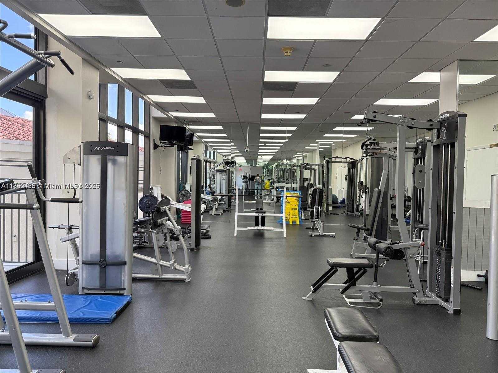 Small Image of 1450 BRICKELL BAY DR #605, Miami Number 13