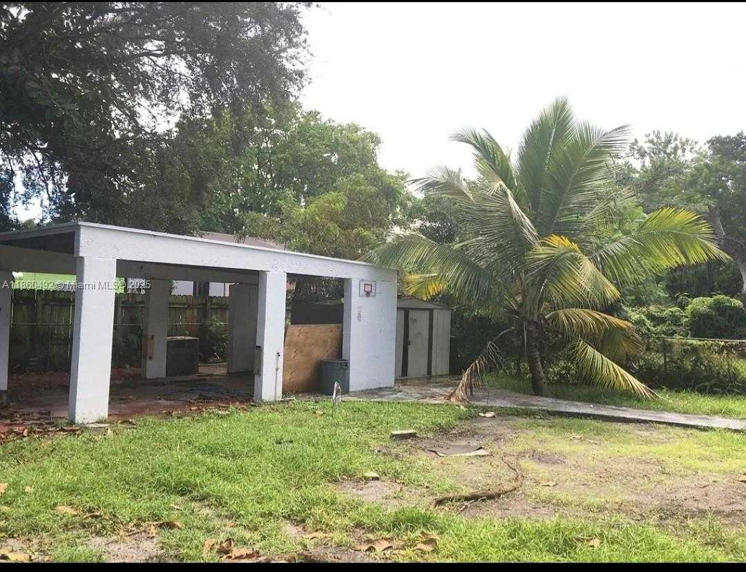 Small Image of 1250 NORTH WEST 43RD ST #1250, Miami Number 22