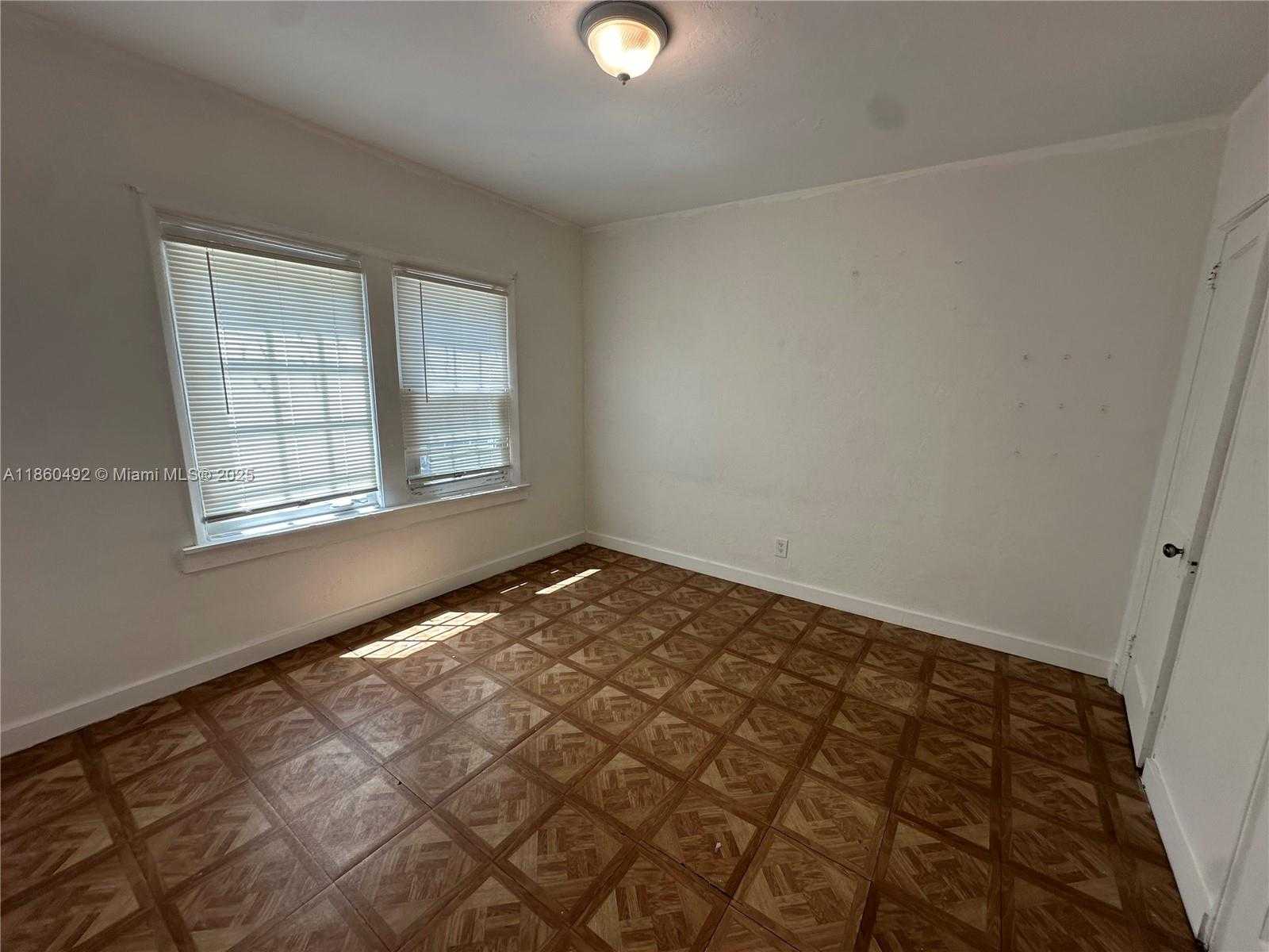 Small Image of 1250 NORTH WEST 43RD ST #1250, Miami Number 26