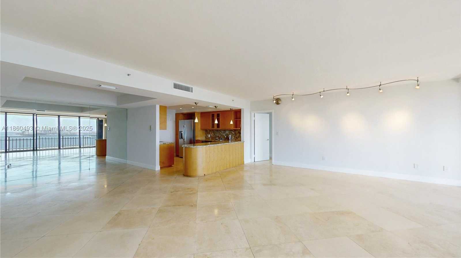 Small Image of 11113 BISCAYNE BLVD #1553, Miami Number 3