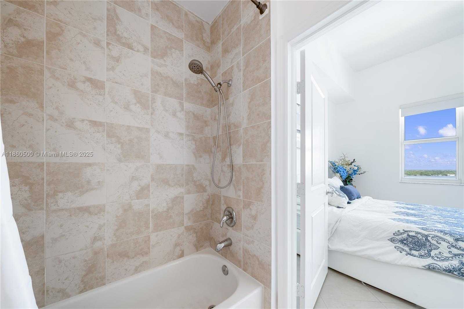 Small Image of 7900 HARBOR ISLAND DR #PH14, North Bay Village Number 20