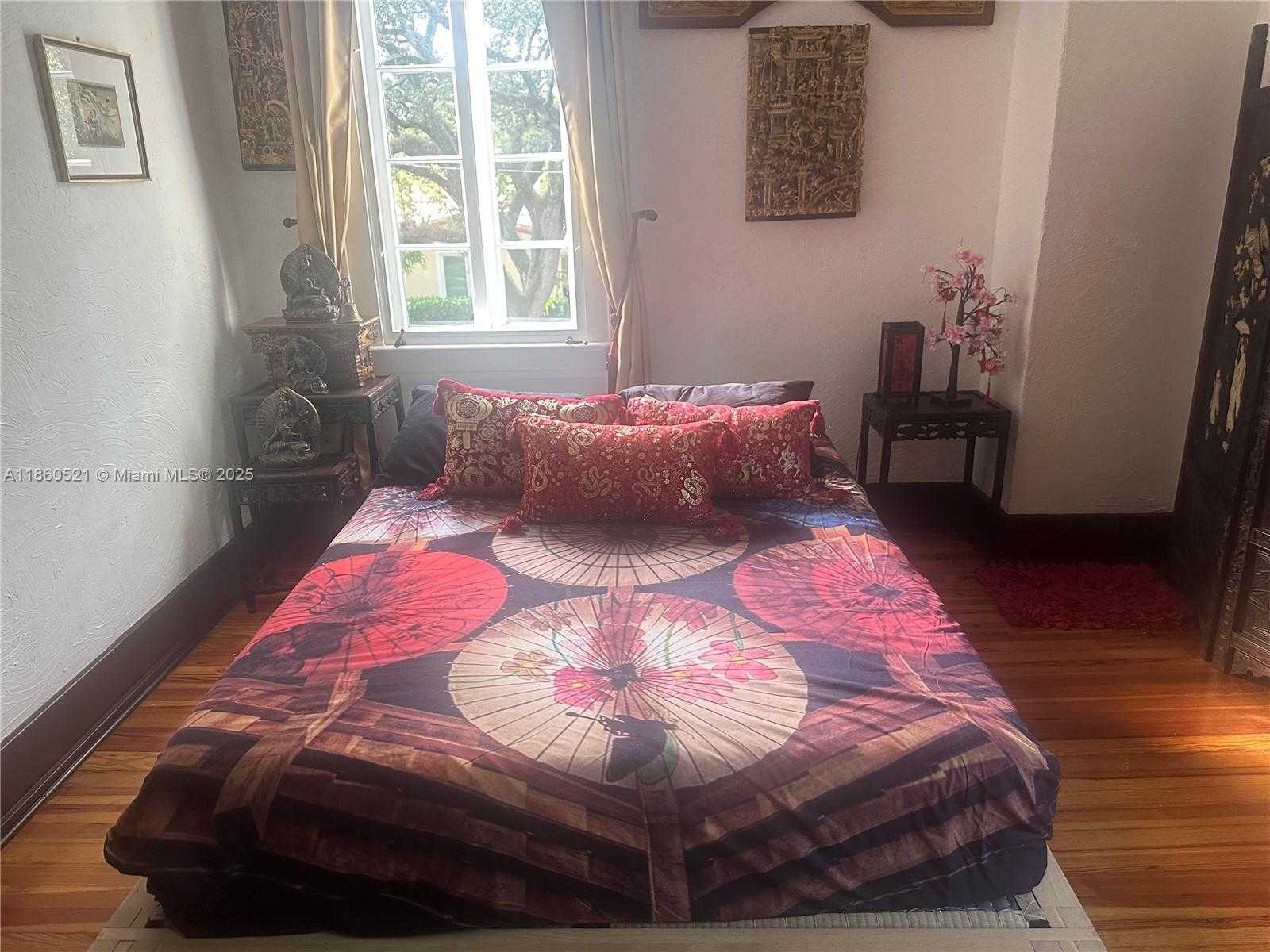 Small Image of 915 FERDINAND ST #915, Coral Gables Number 10