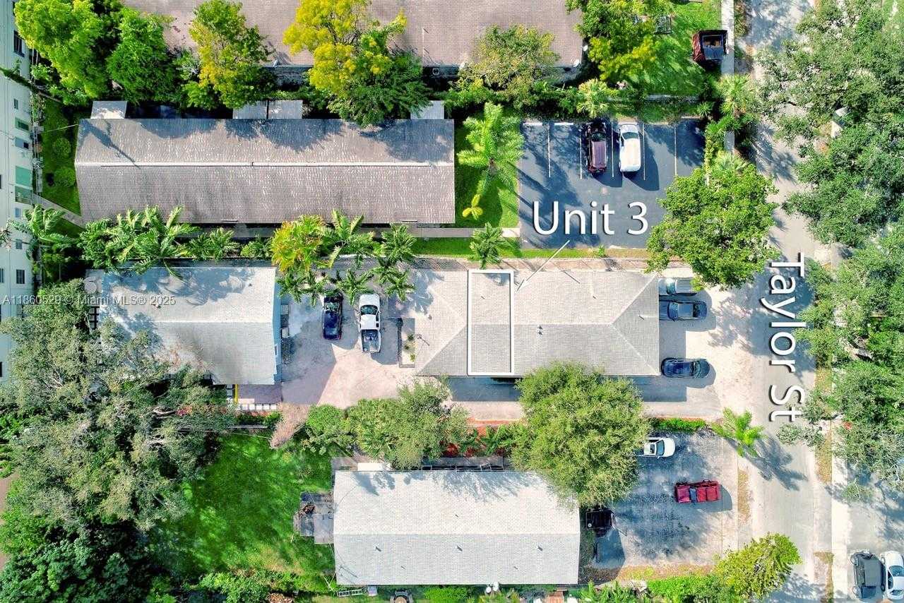 Small Image of 2302 TAYLOR ST #3, Hollywood Number 3