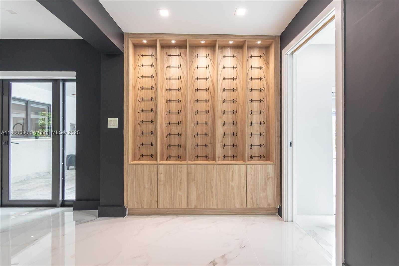 Small Image of 3850 SOUTH WEST 130TH AVE, Miami Number 29