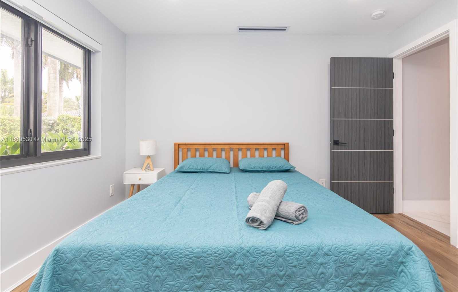 Small Image of 3850 SOUTH WEST 130TH AVE, Miami Number 36