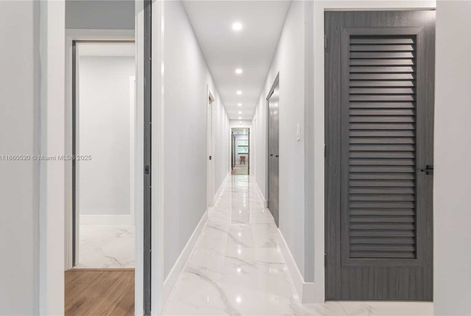 Small Image of 3850 SOUTH WEST 130TH AVE, Miami Number 37