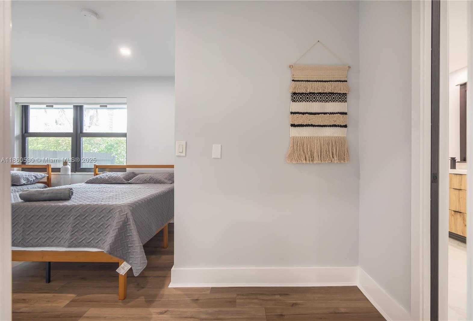 Small Image of 3850 SOUTH WEST 130TH AVE, Miami Number 38