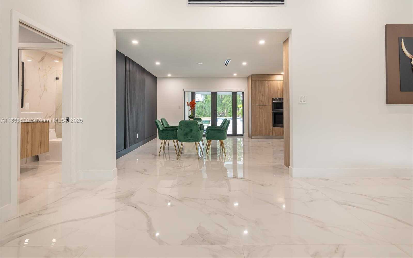 Small Image of 3850 SOUTH WEST 130TH AVE, Miami Number 5