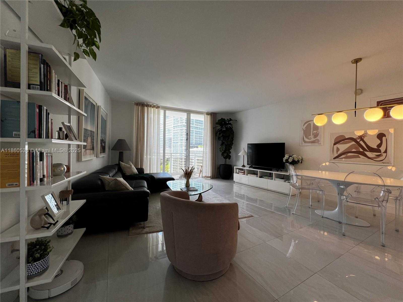 Small Image of 901 BRICKELL KEY BLVD #1509, Miami Number 10