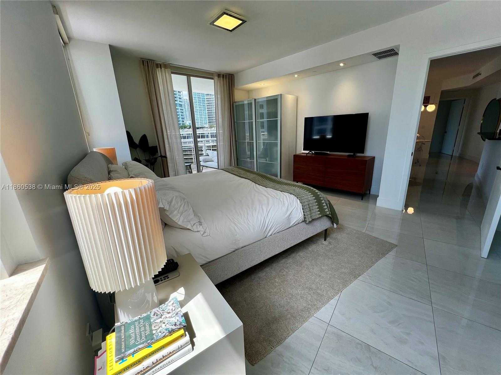 Small Image of 901 BRICKELL KEY BLVD #1509, Miami Number 13