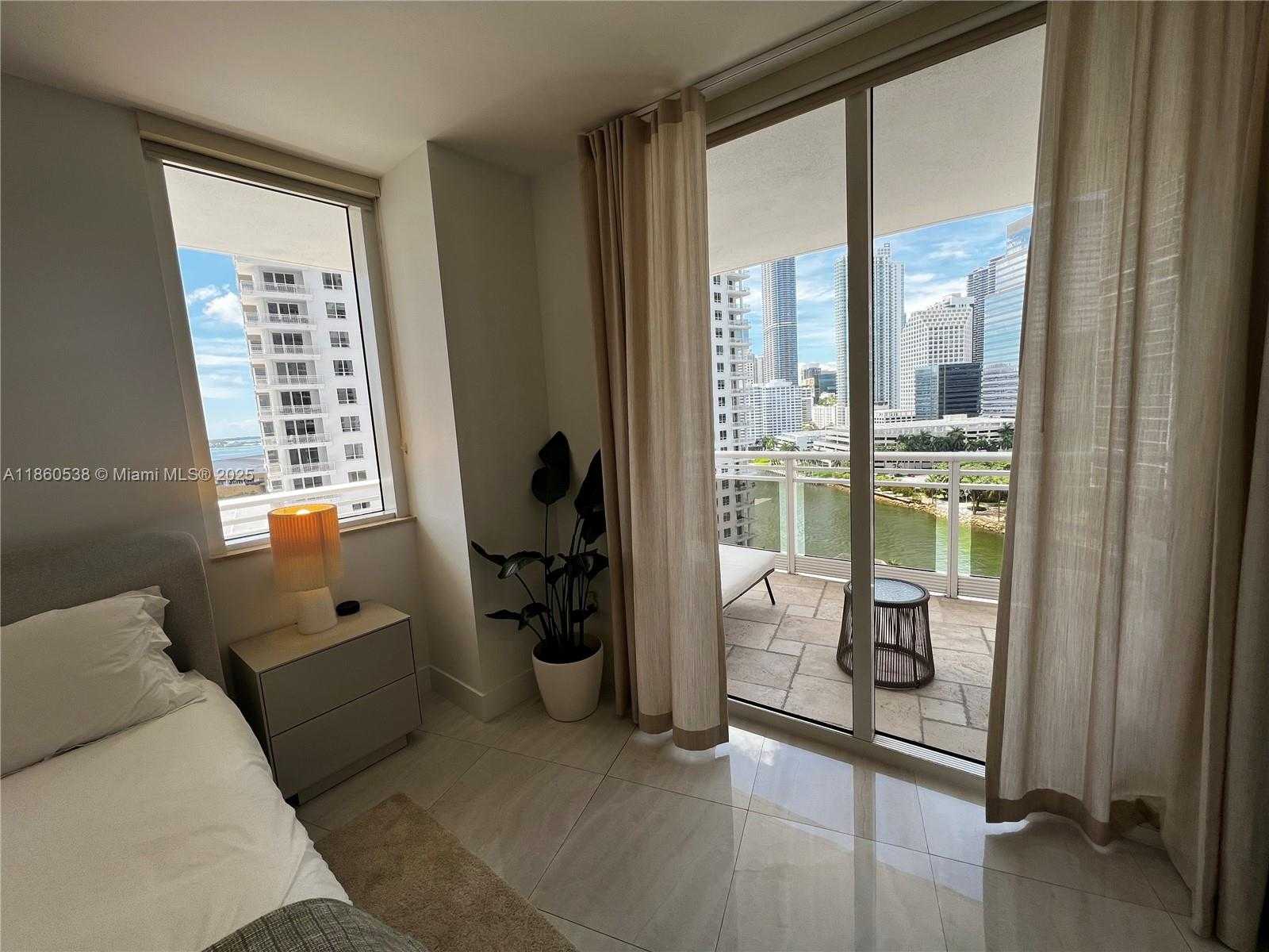 Small Image of 901 BRICKELL KEY BLVD #1509, Miami Number 14