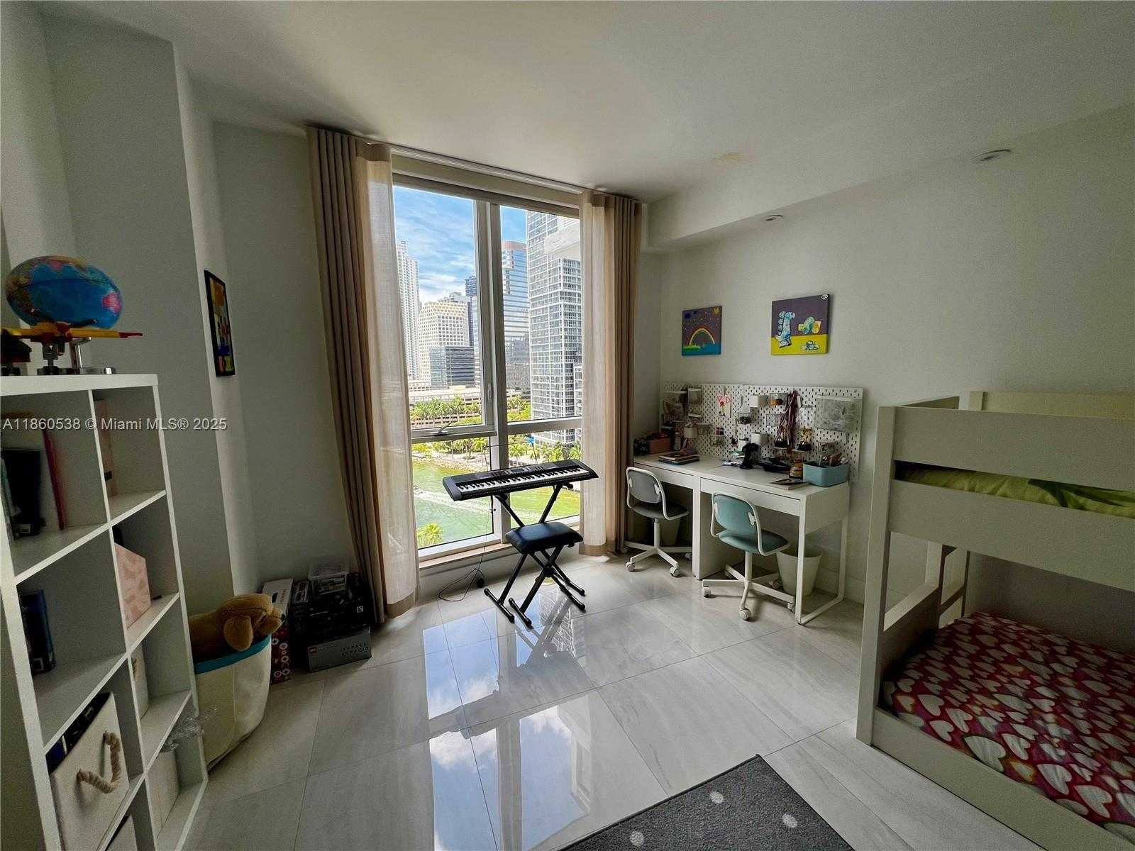 Small Image of 901 BRICKELL KEY BLVD #1509, Miami Number 19