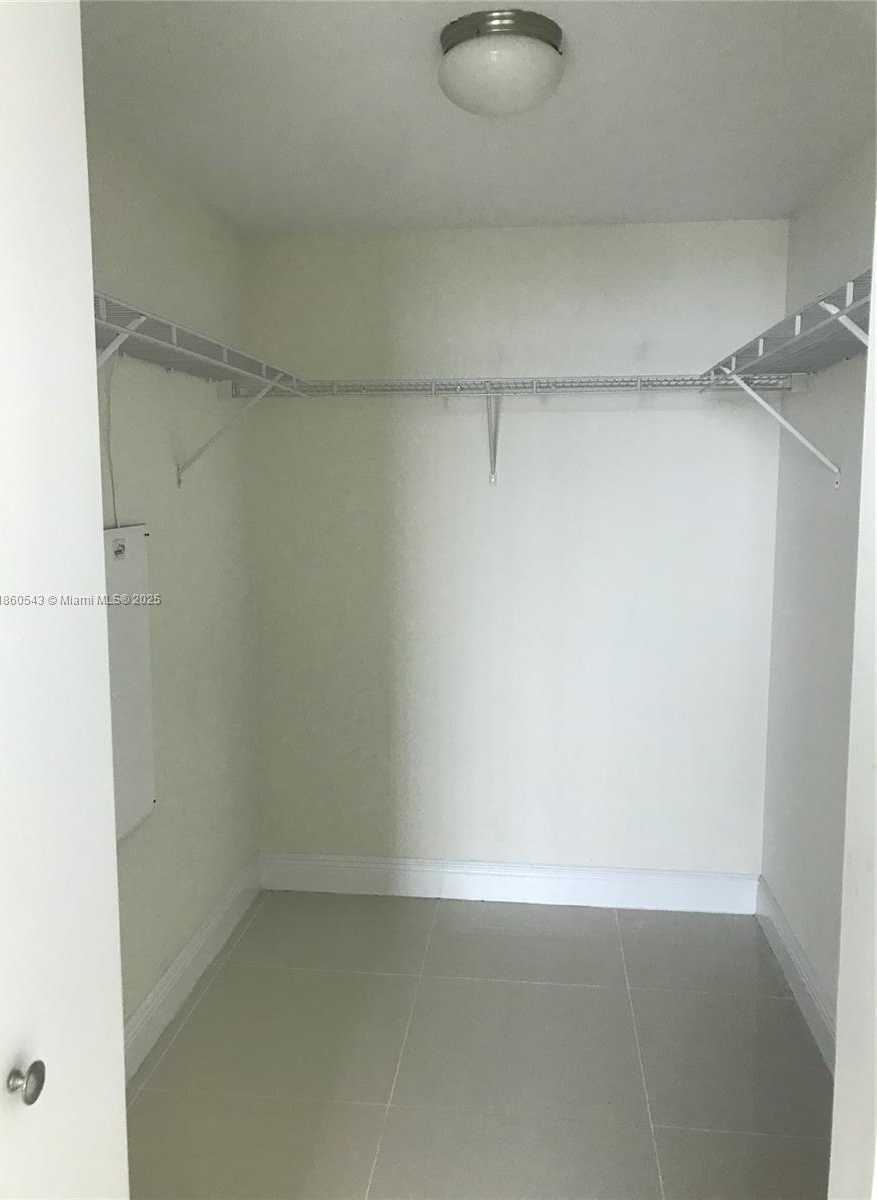 Small Image of 1861 NORTH WEST S RIVER DR #904, Miami Number 7