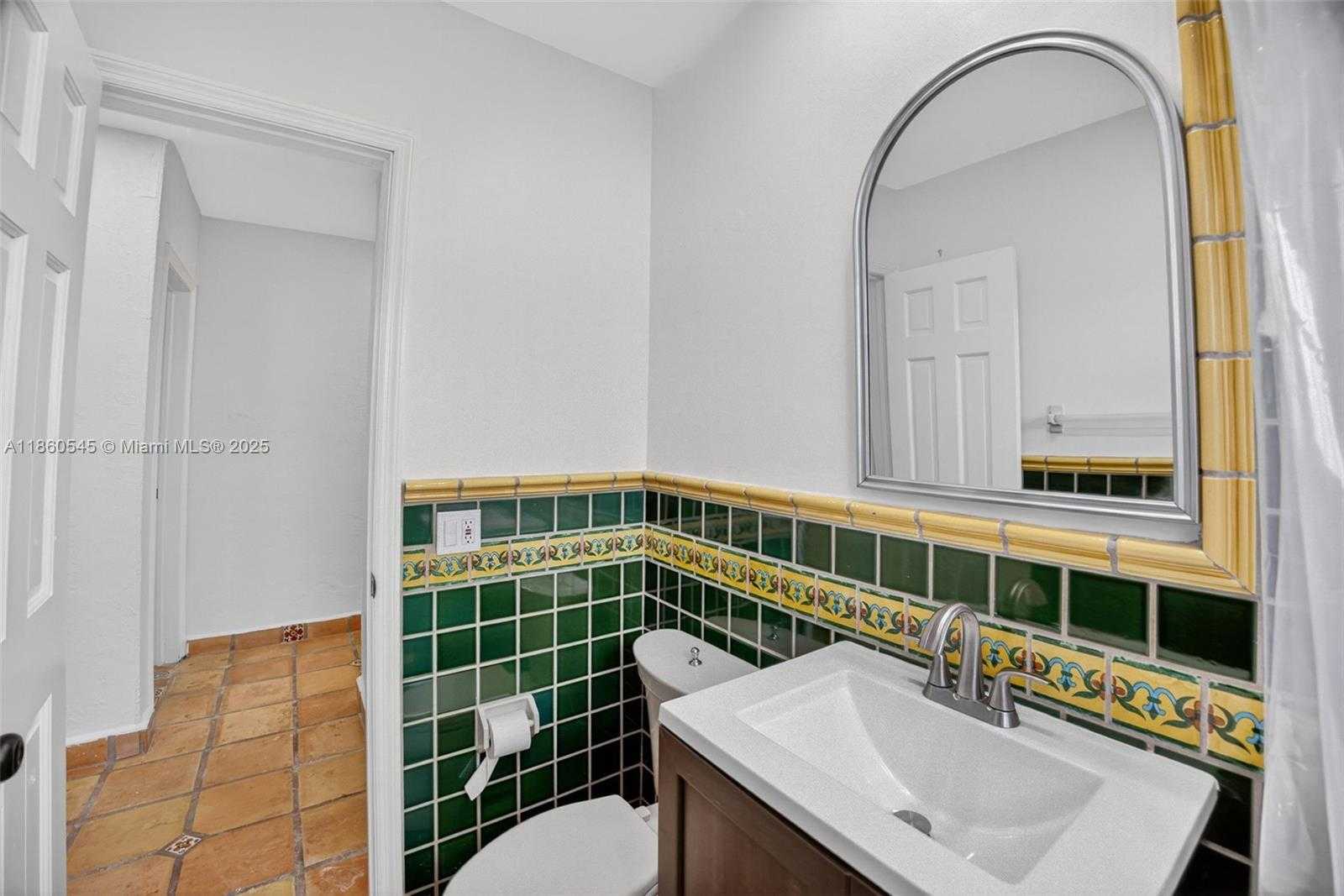 Small Image of 7941 SOUTH WEST 37TH TER, Miami Number 18