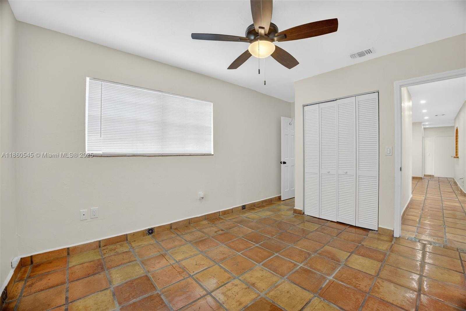 Small Image of 7941 SOUTH WEST 37TH TER, Miami Number 21