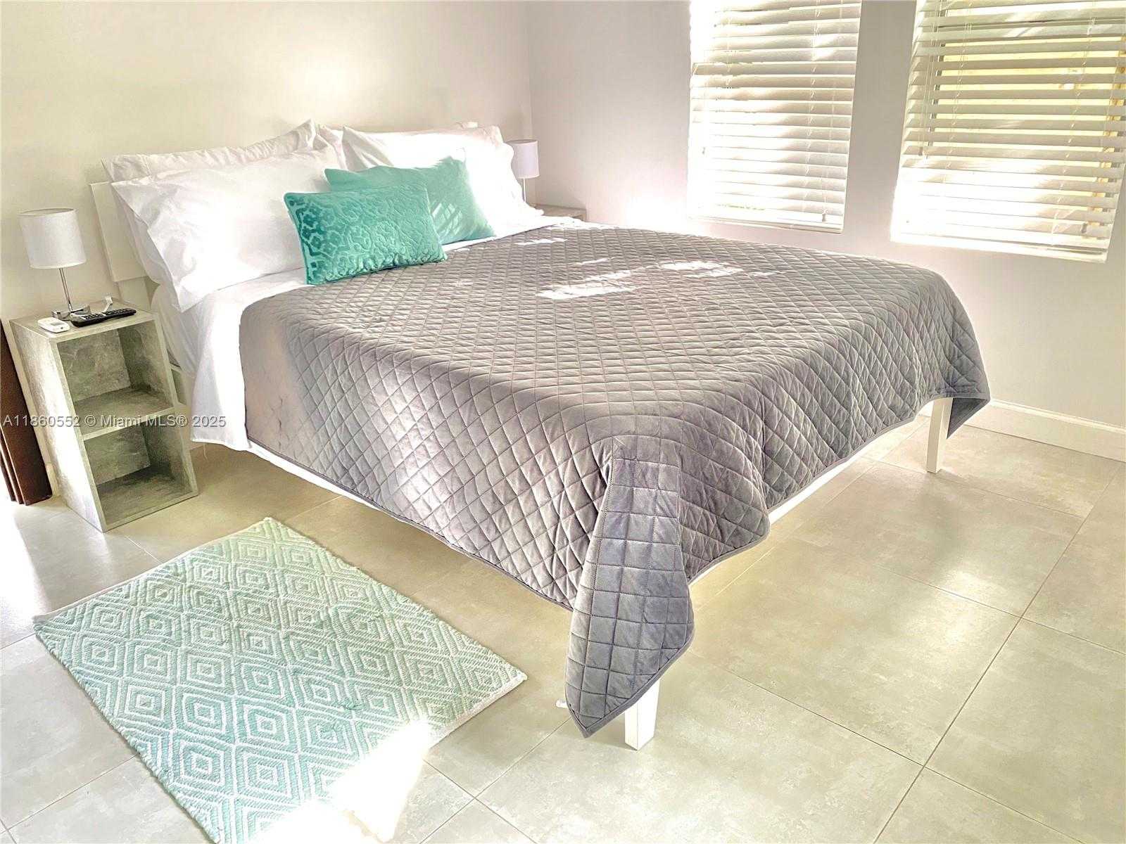Small Image of 118 NORTH EAST 46TH ST #C, Miami Number 4