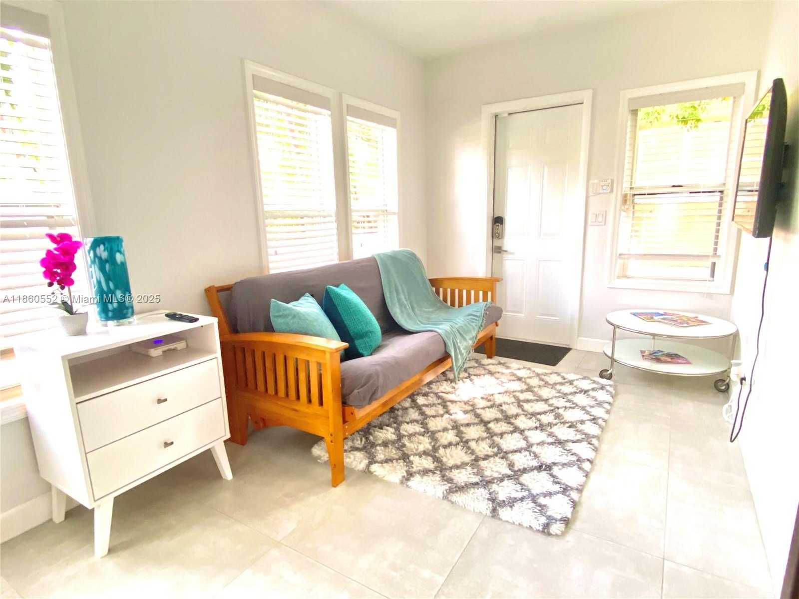 Small Image of 118 NORTH EAST 46TH ST #C, Miami Number 6