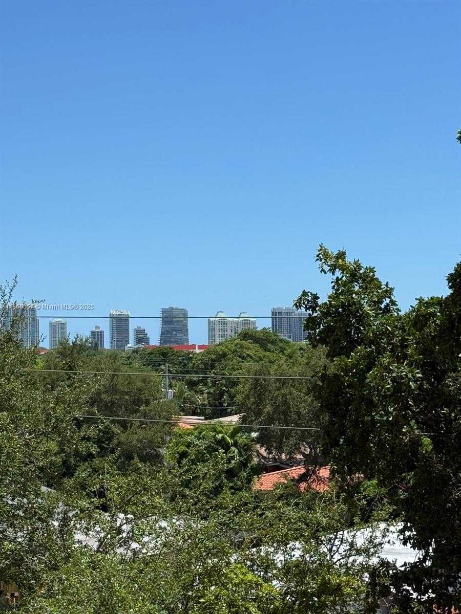 Small Image of 3500 CORAL WAY #501, Miami Number 8