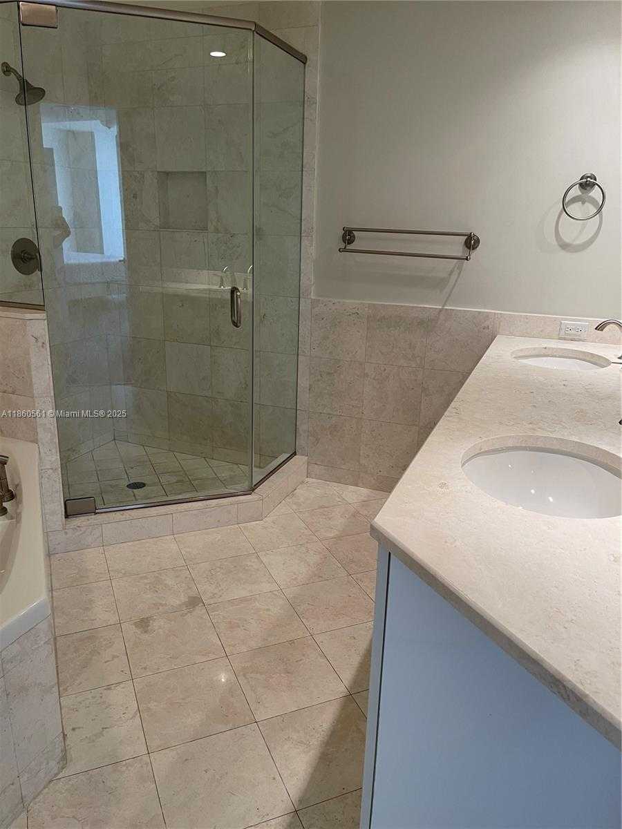 Small Image of 901 BRICKELL KEY BLVD #1103, Miami Number 11