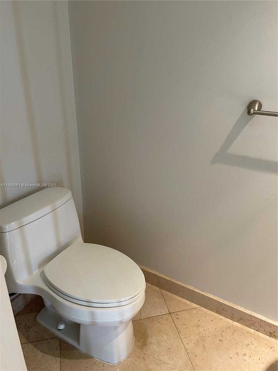 Small Image of 901 BRICKELL KEY BLVD #1103, Miami Number 14