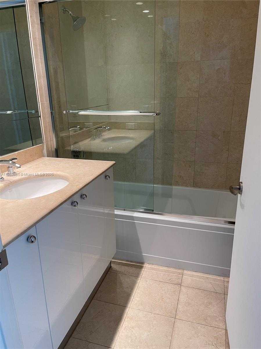 Small Image of 901 BRICKELL KEY BLVD #1103, Miami Number 23