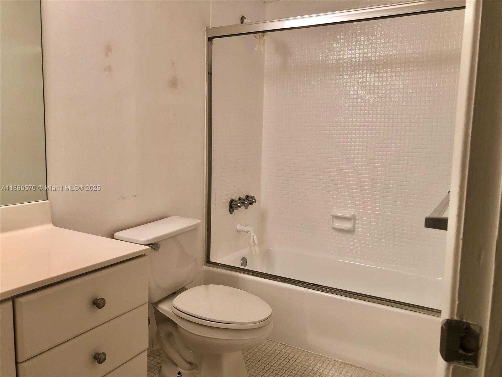 Small Image of 19390 COLLINS AVE #724, Sunny Isles Beach Number 12