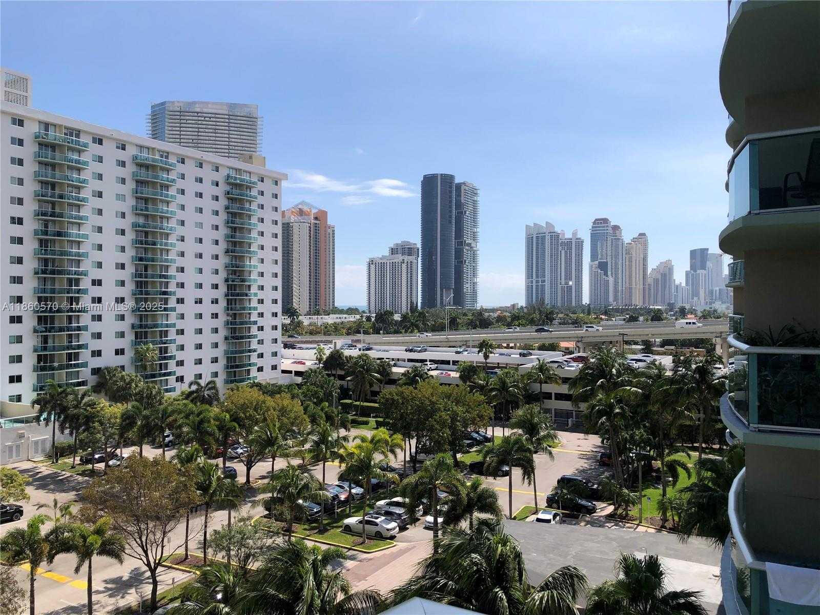 Small Image of 19390 COLLINS AVE #724, Sunny Isles Beach Number 4