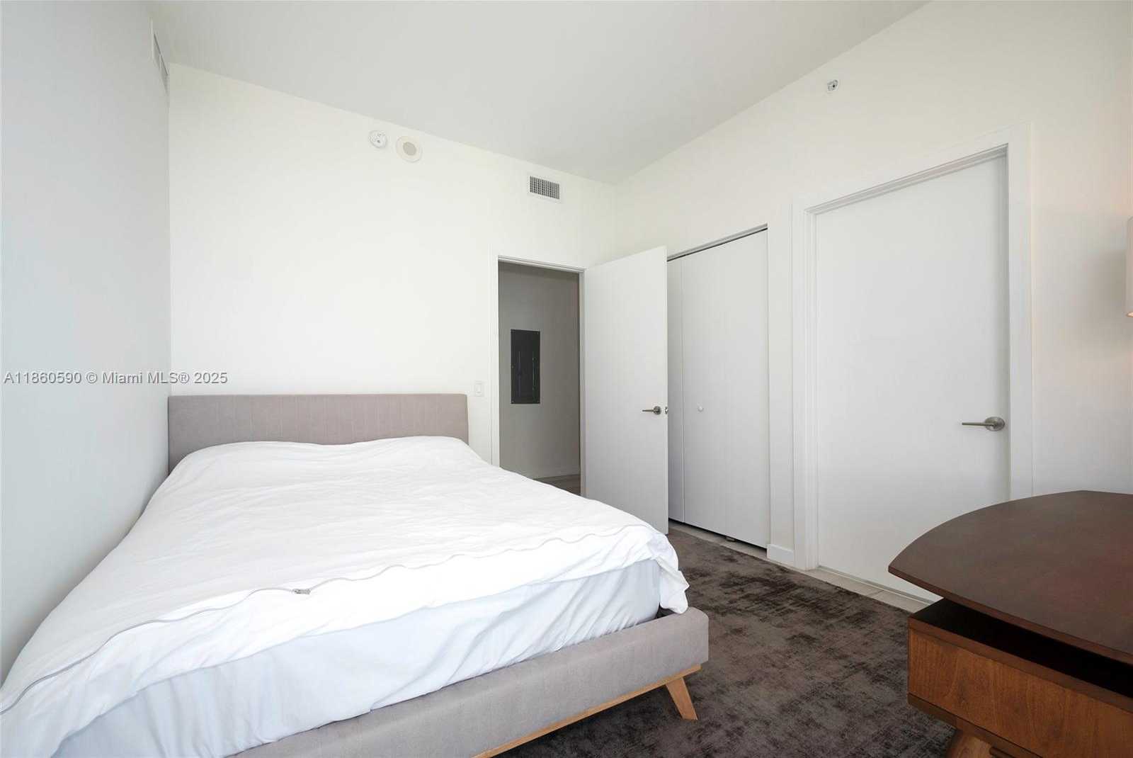 Small Image of 480 NORTH EAST 31ST ST #4807, Miami Number 17