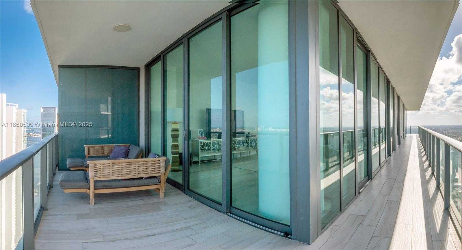 Small Image of 480 NORTH EAST 31ST ST #4807, Miami Number 24