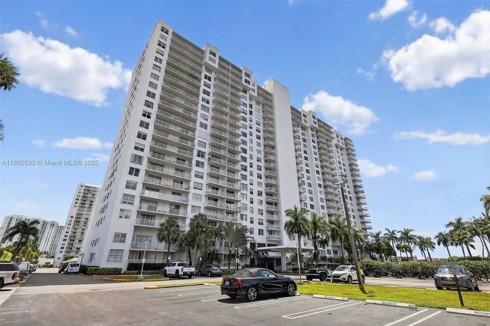 Small Image of 2801 NORTH EAST 183RD ST #1404W, Aventura Number 39