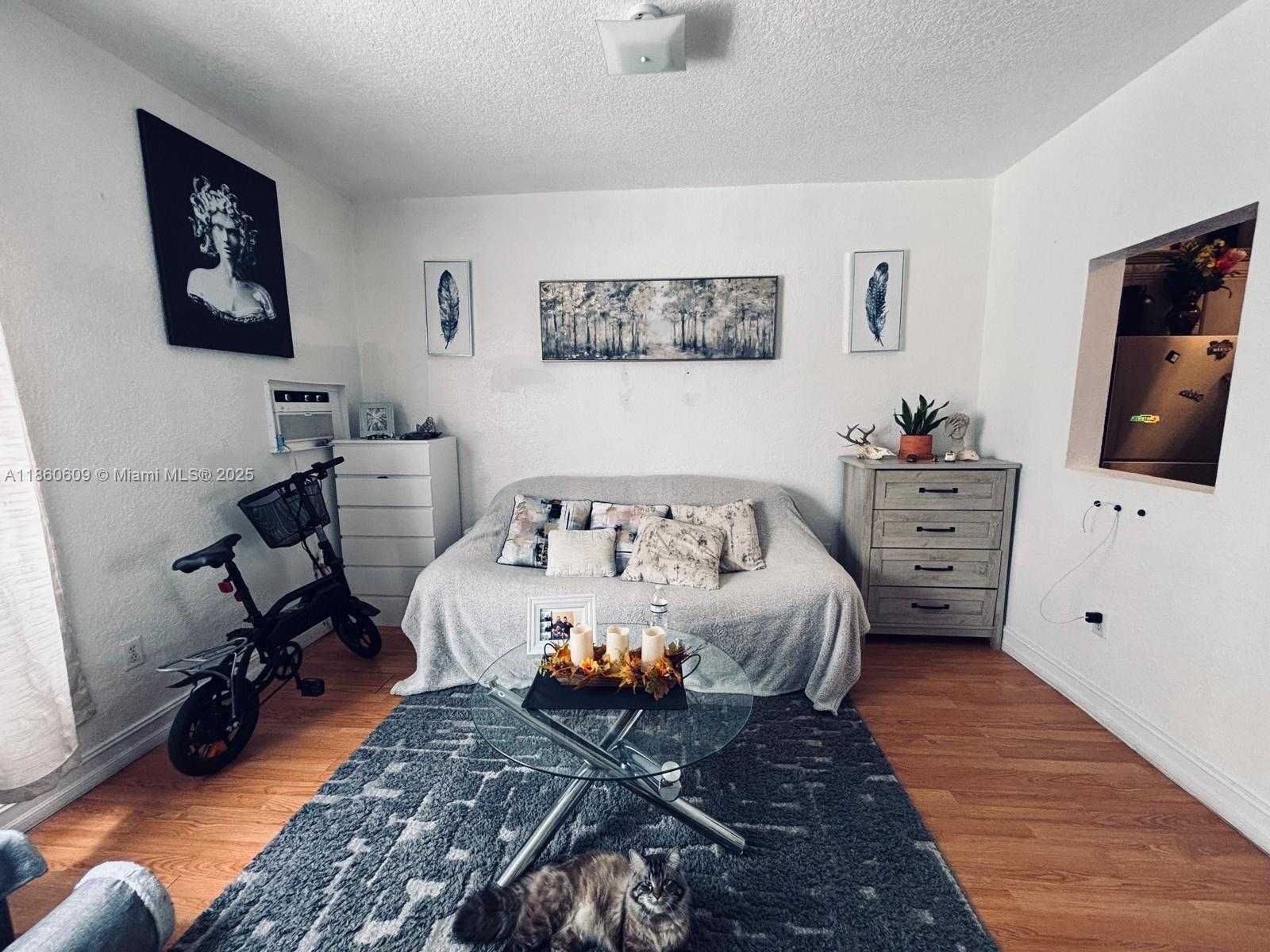 Small Image of 820 EUCLID AVE #206, Miami Beach Number 13