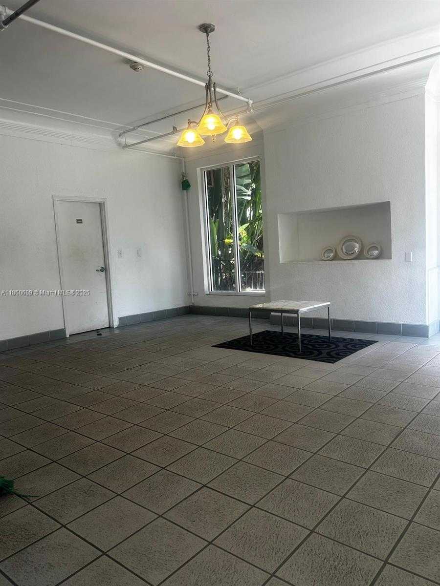 Small Image of 820 EUCLID AVE #206, Miami Beach Number 2
