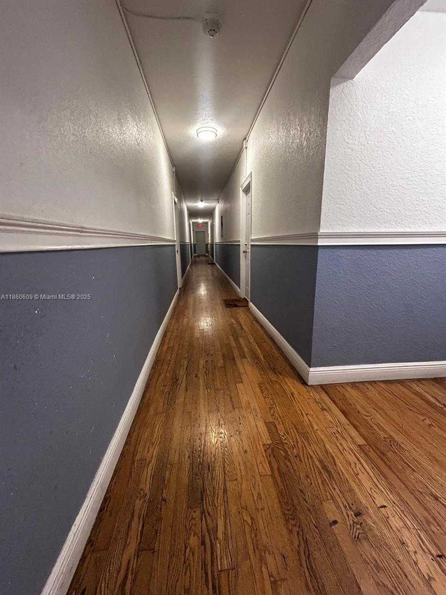 Small Image of 820 EUCLID AVE #206, Miami Beach Number 4
