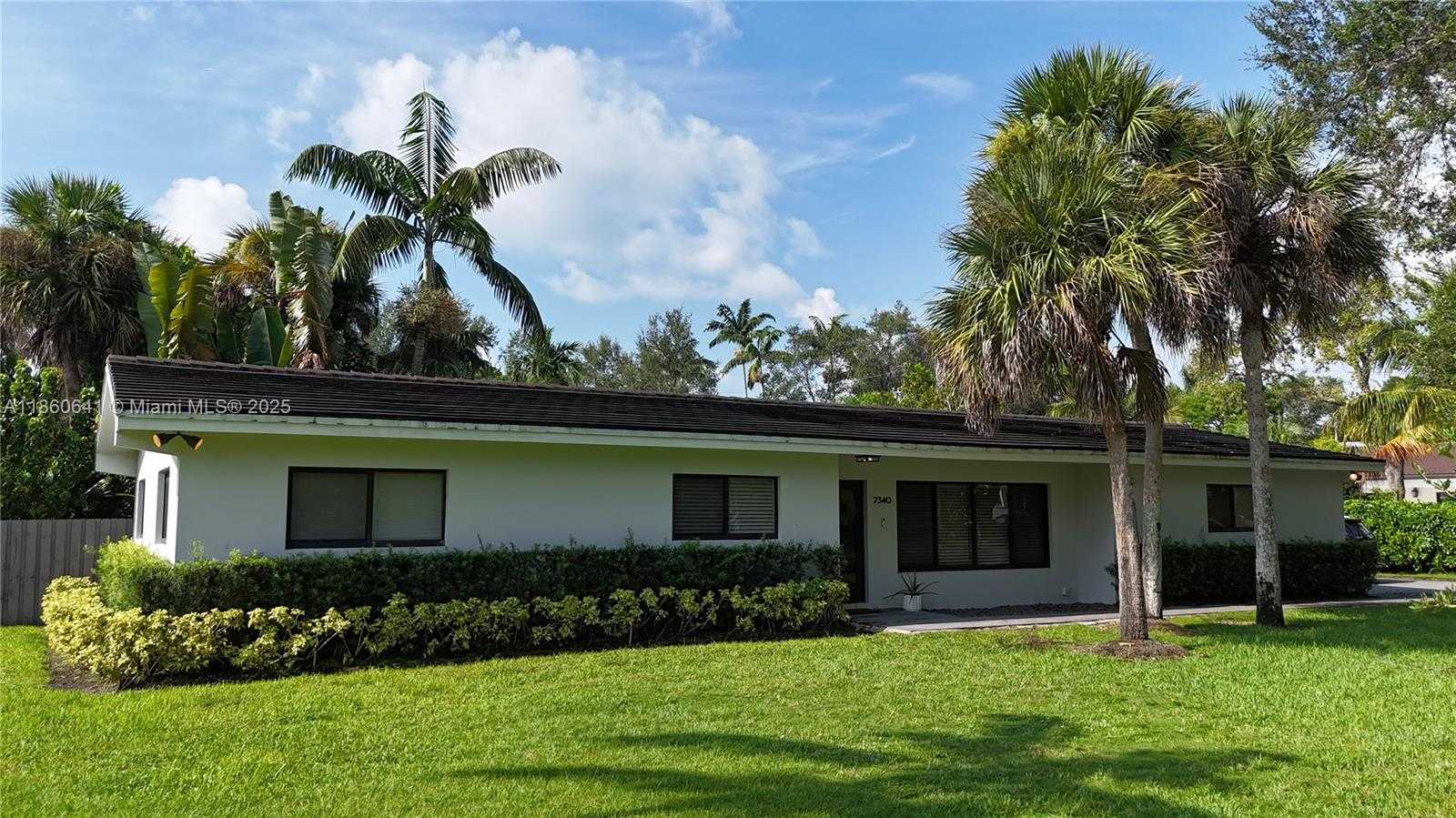 Small Image of 7340 SOUTH WEST 105TH TER, Pinecrest Number 3