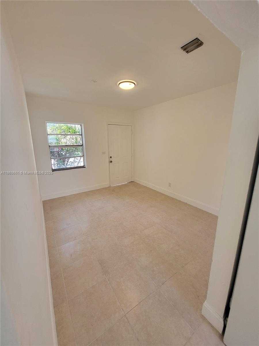 Small Image of 642 NORTH WEST 77TH ST #2, Miami Number 4