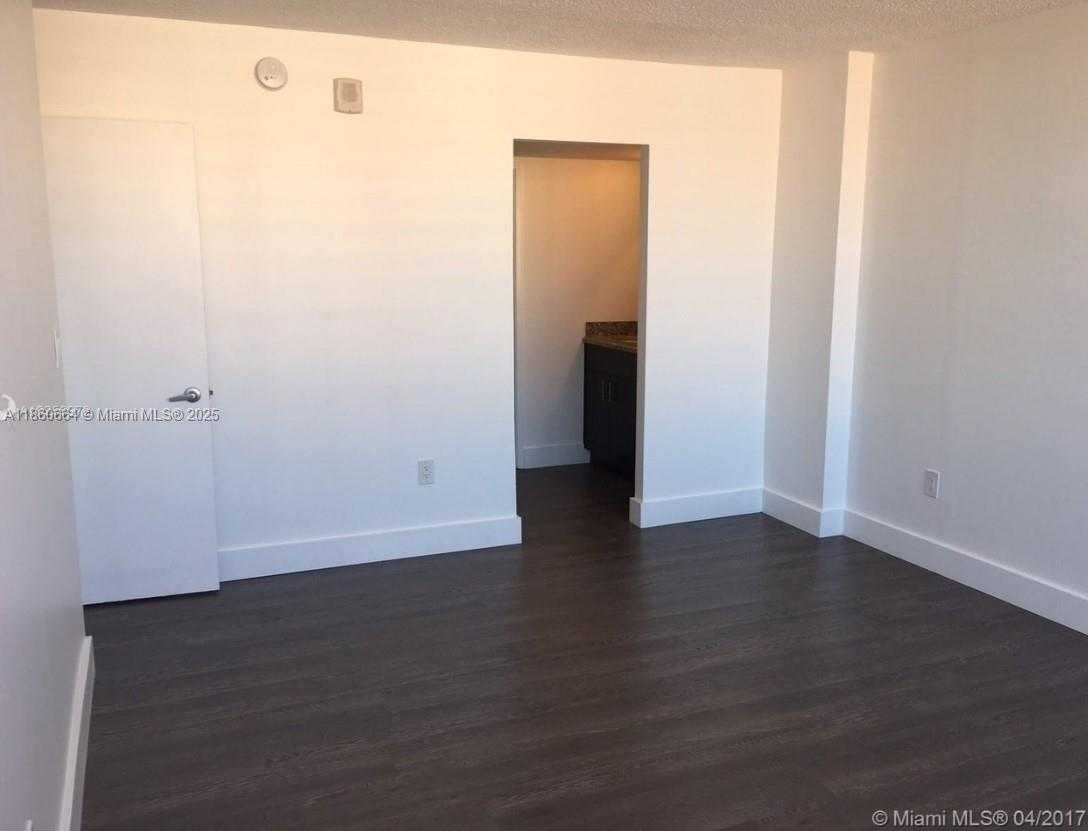 Small Image of 1301 NORTH EAST MIAMI GARDENS DR #1625W, Miami Number 12