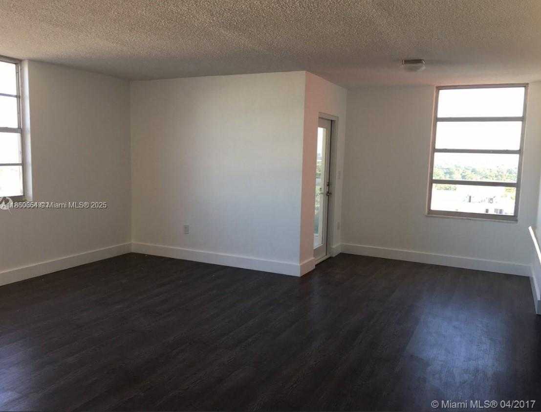 Small Image of 1301 NORTH EAST MIAMI GARDENS DR #1625W, Miami Number 5