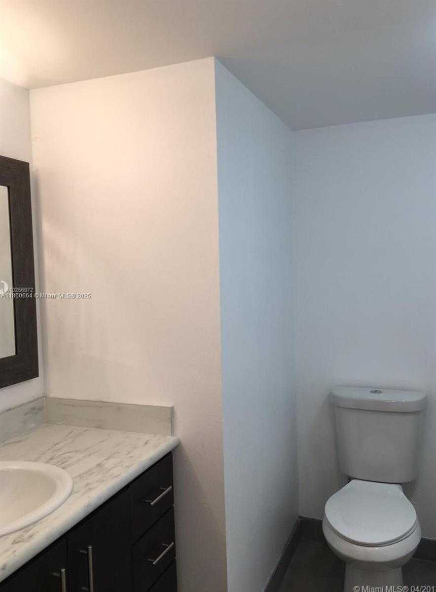 Small Image of 1301 NORTH EAST MIAMI GARDENS DR #1625W, Miami Number 7