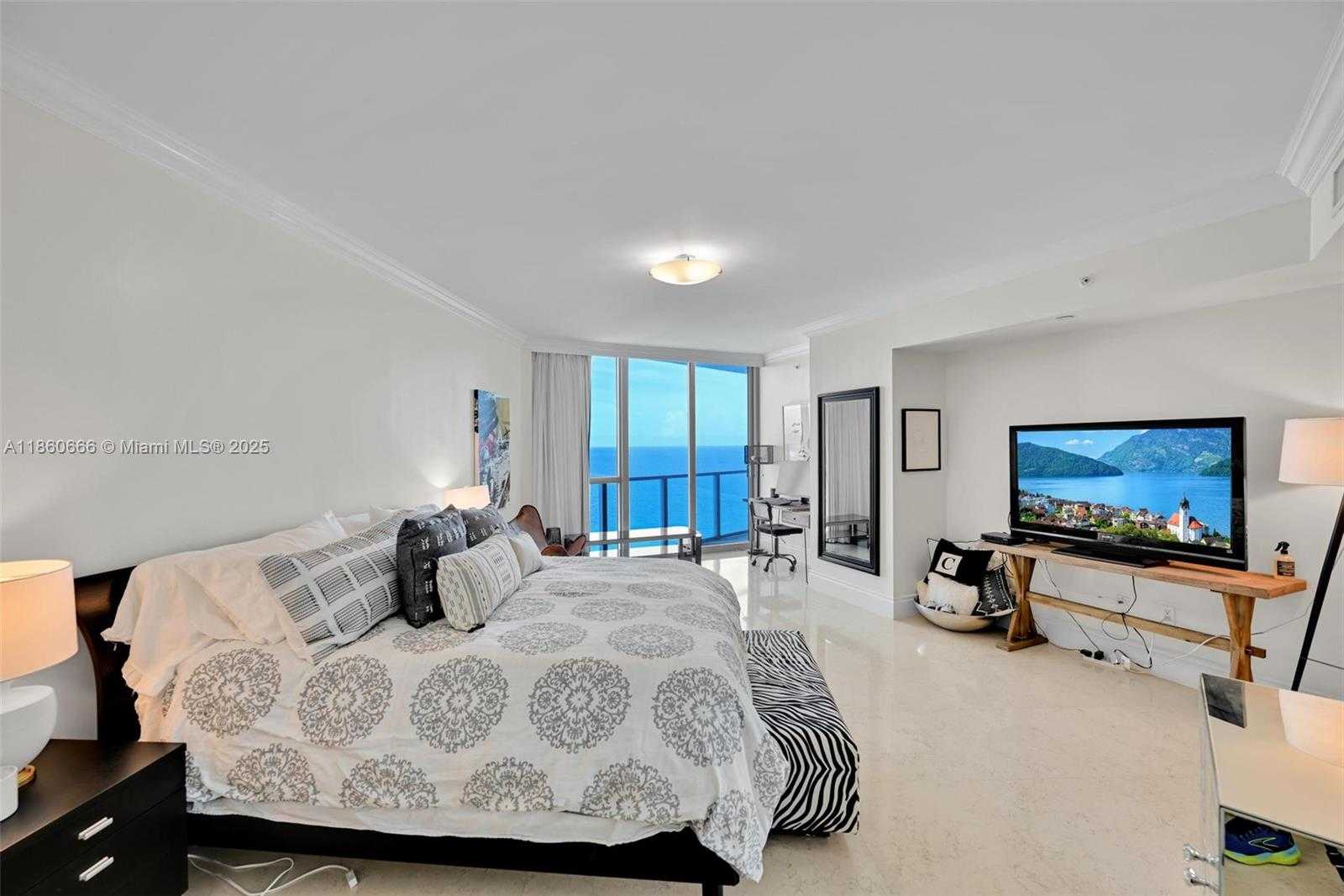Small Image of 3101 SOUTH OCEAN DR #2807, Hollywood Number 16