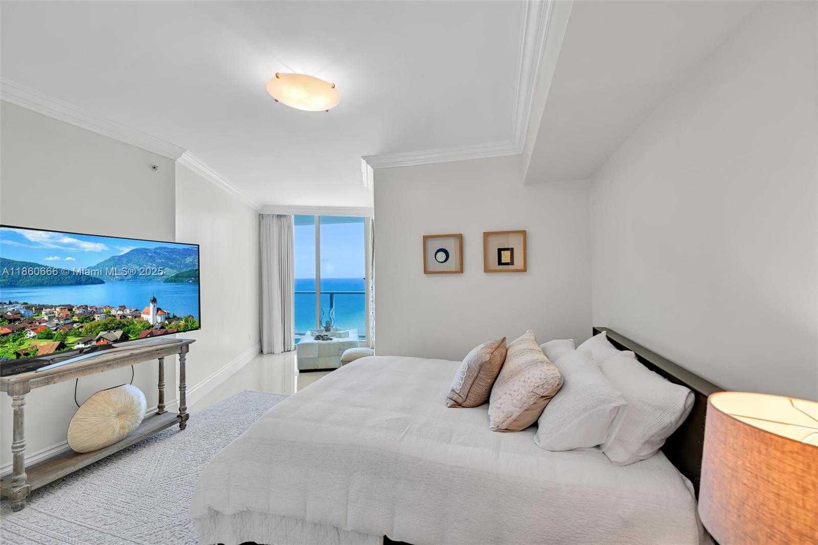 Small Image of 3101 SOUTH OCEAN DR #2807, Hollywood Number 21
