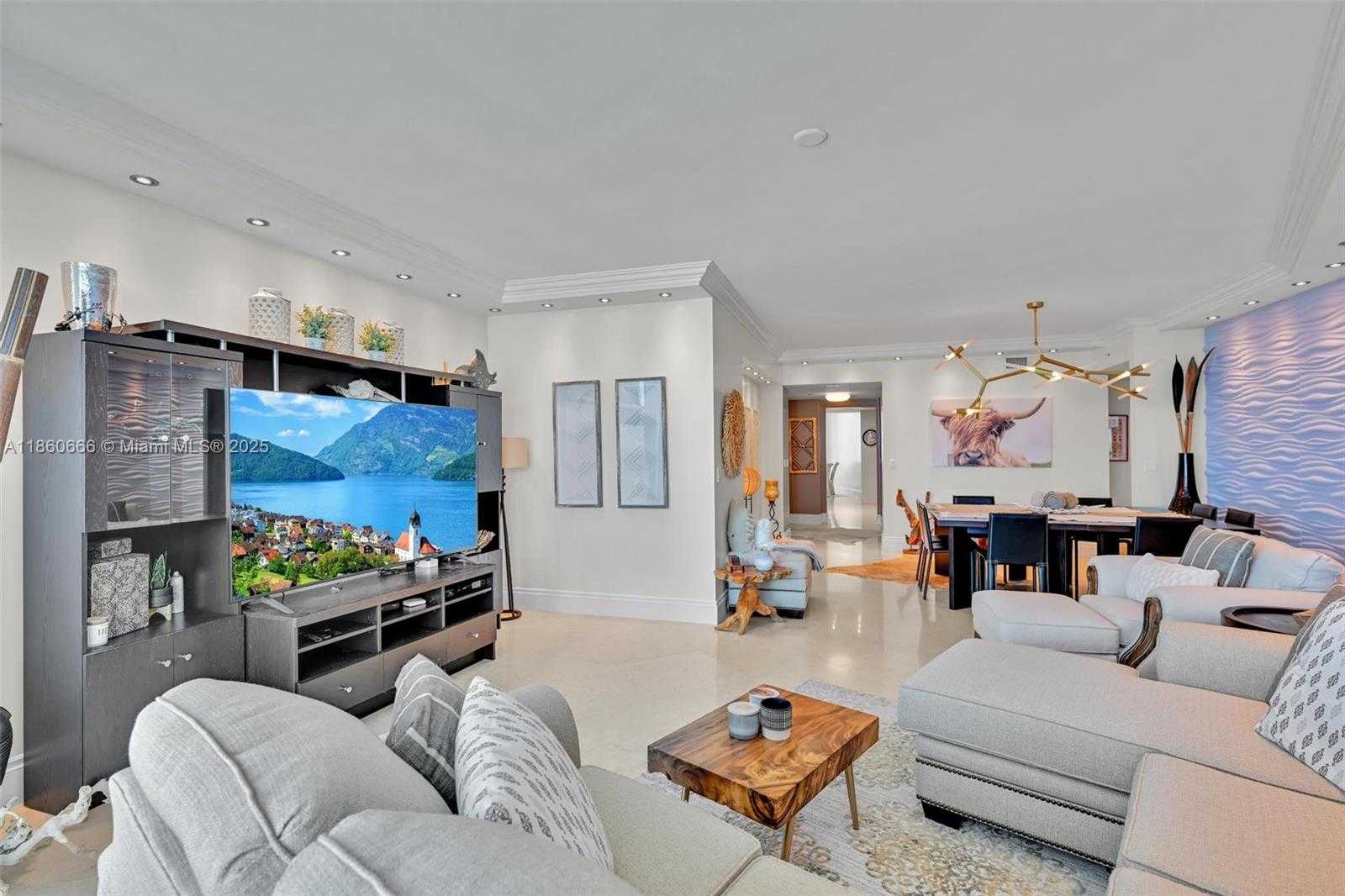 Small Image of 3101 SOUTH OCEAN DR #2807, Hollywood Number 3