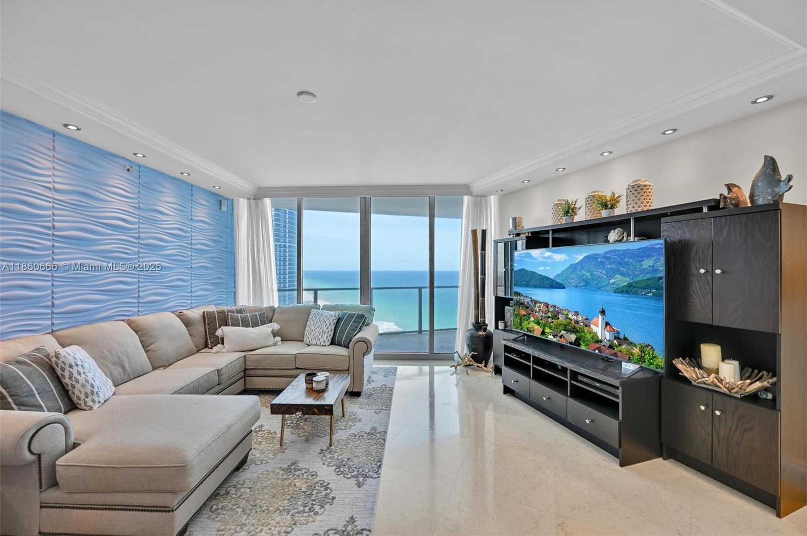 Small Image of 3101 SOUTH OCEAN DR #2807, Hollywood Number 4