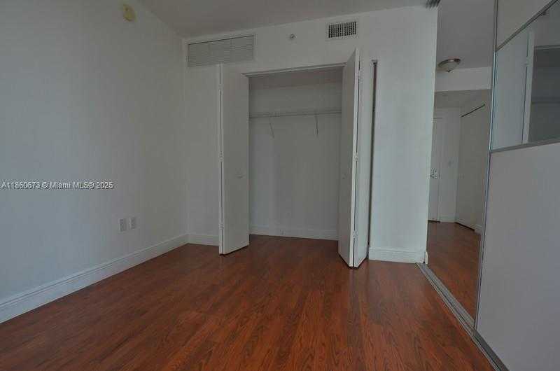 Small Image of 90 SOUTH WEST 3RD ST #TH307, Miami Number 28