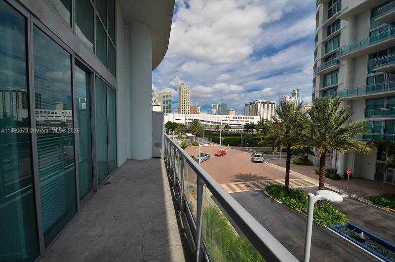 Small Image of 90 SOUTH WEST 3RD ST #TH307, Miami Number 29