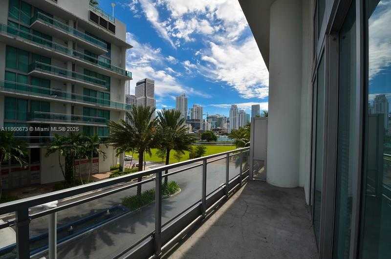 Small Image of 90 SOUTH WEST 3RD ST #TH307, Miami Number 30