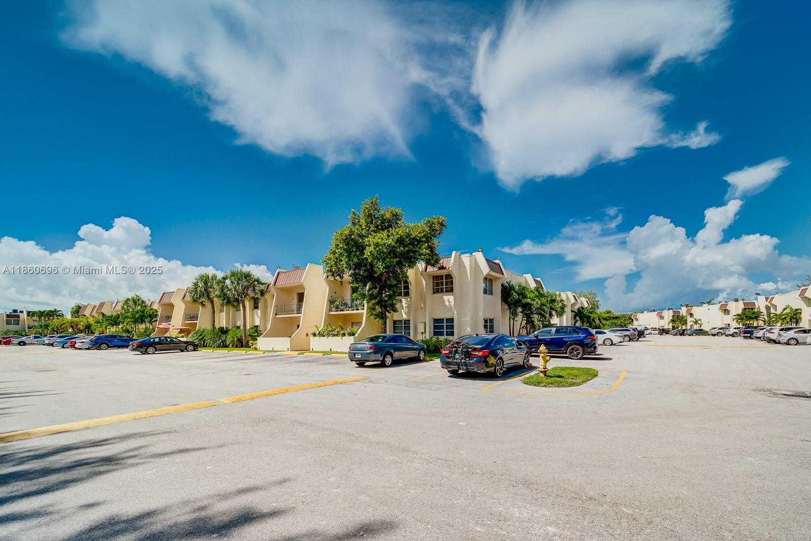 Small Image of 13872 SOUTH WEST 90TH AVE #207-FF, Miami Number 23