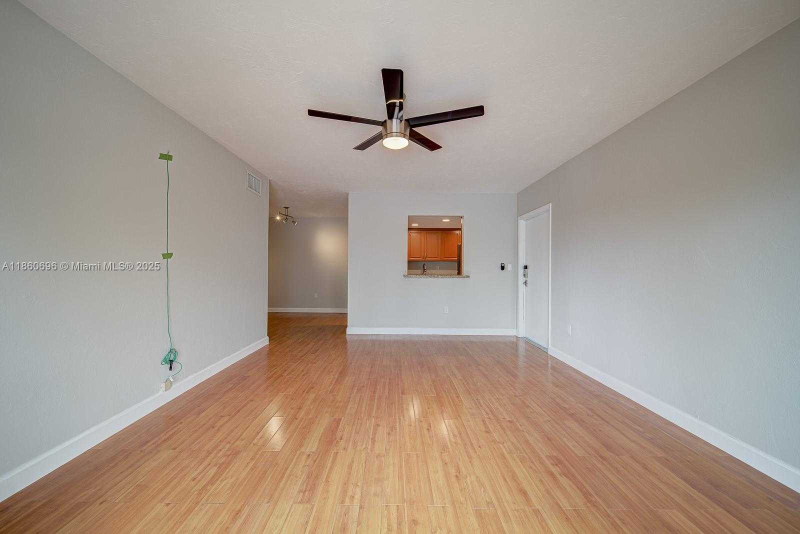 Small Image of 13872 SOUTH WEST 90TH AVE #207-FF, Miami Number 6