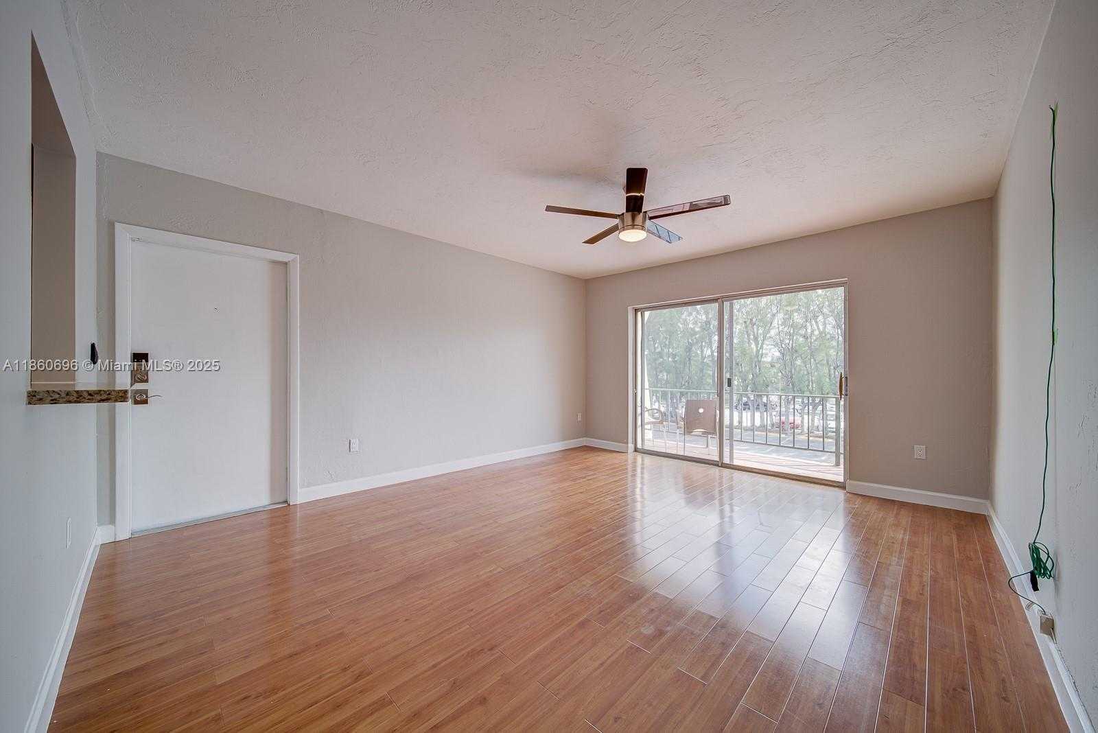 Small Image of 13872 SOUTH WEST 90TH AVE #207-FF, Miami Number 9