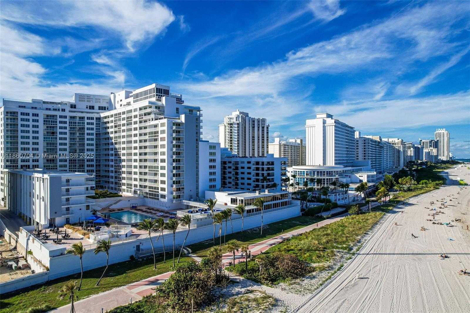 Small Image of 5401 COLLINS AVE #211, Miami Beach Number 3